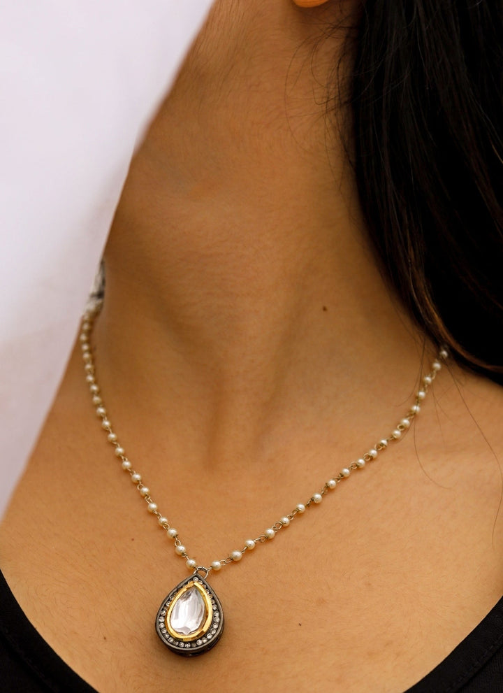 Do Taara Silver Teardrop Pendant NecklaceFabilicious Fashion