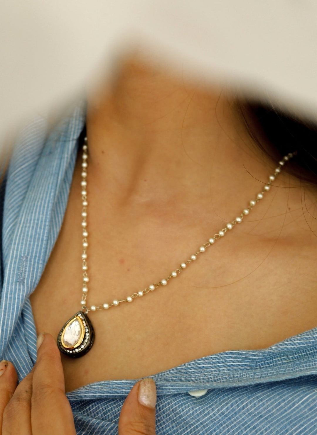 Do Taara Silver Teardrop Pendant NecklaceFabilicious Fashion
