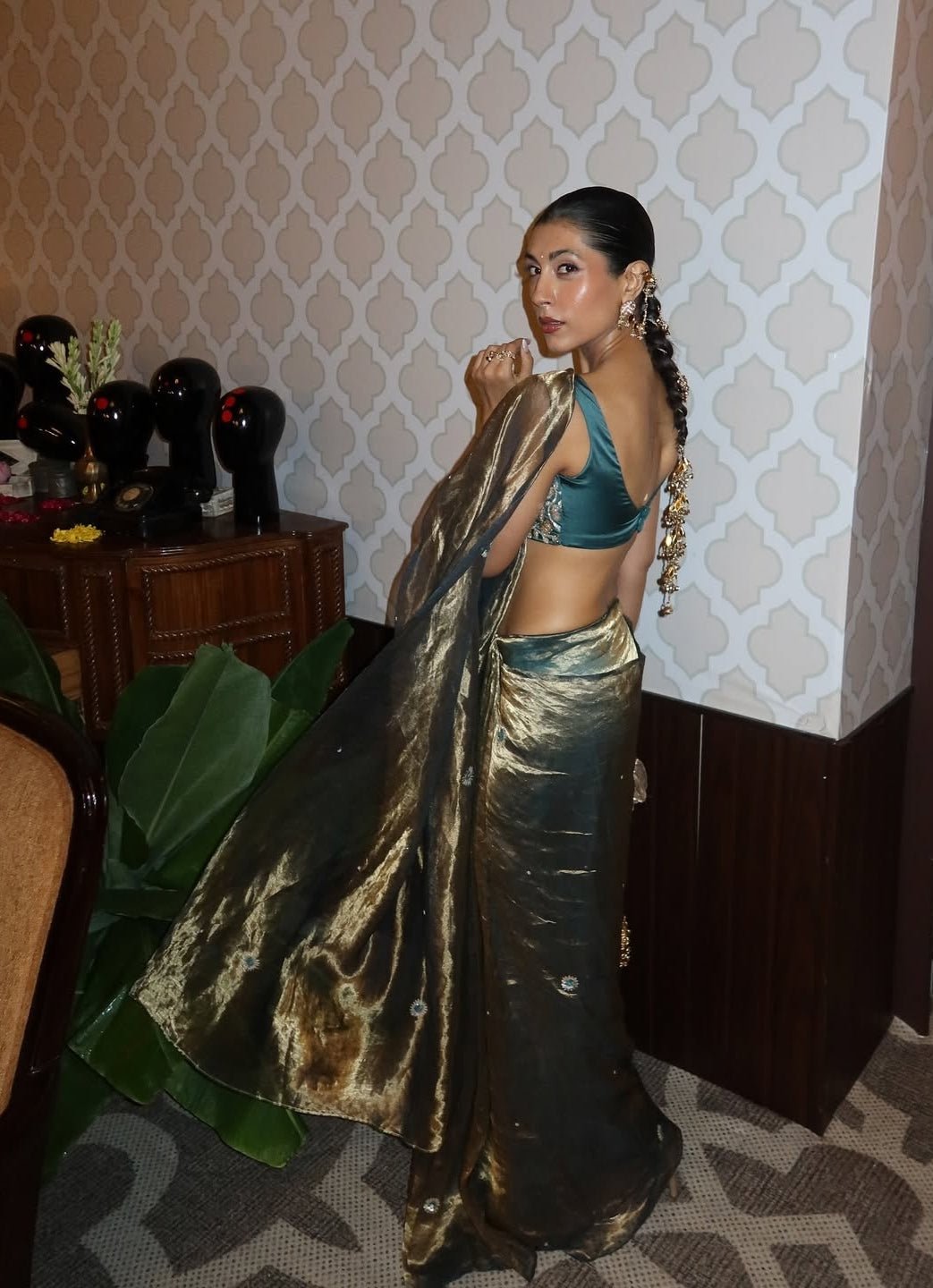 Teal Green Dual - Tone Tissue Saree Set Zoon Tribe - Fabilicious Fashion