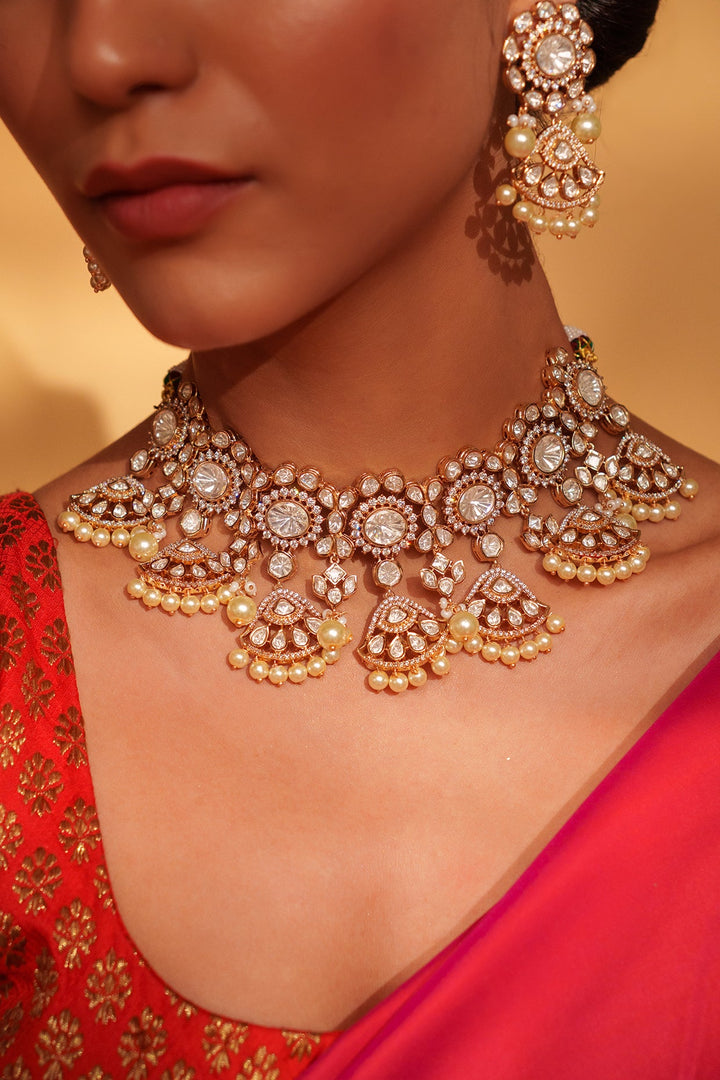 Two Tone Kundan Polki And Pearl Choker Set With Maang Tikka Zevar by Geeta - Fabilicious Fashion