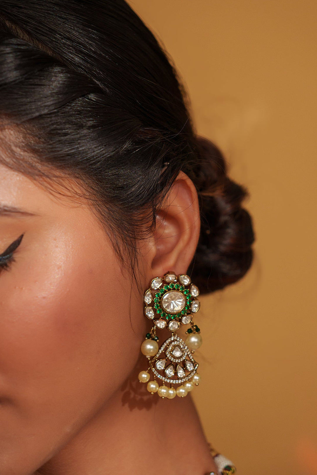 Two Tone Kundan Polki Bridal Choker Set With Maang Tikka Zevar by Geeta - Fabilicious Fashion