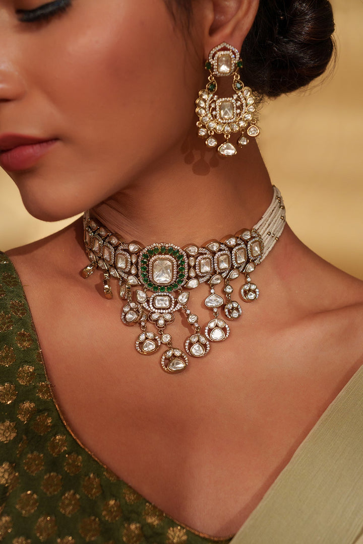 Two Tone Kundan Polki Drop Choker Set With Maang Tikka Zevar by Geeta - Fabilicious Fashion