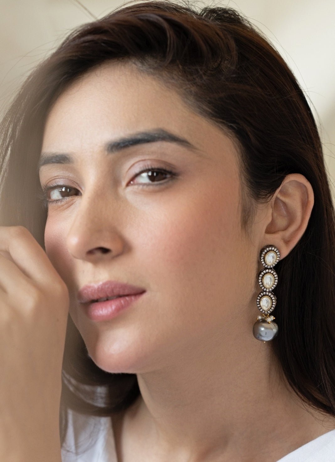 Do Taara Victorian Grey EarringsFabilicious Fashion