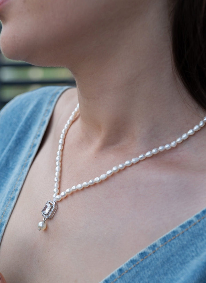 Do Taara Victorian Silver Pendant NecklaceFabilicious Fashion