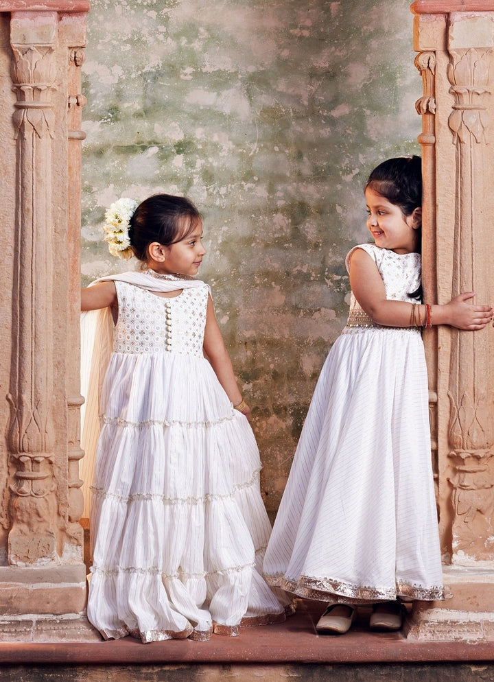 White Cotton Anarkali With Dupatta Chotibuti - Fabilicious Fashion