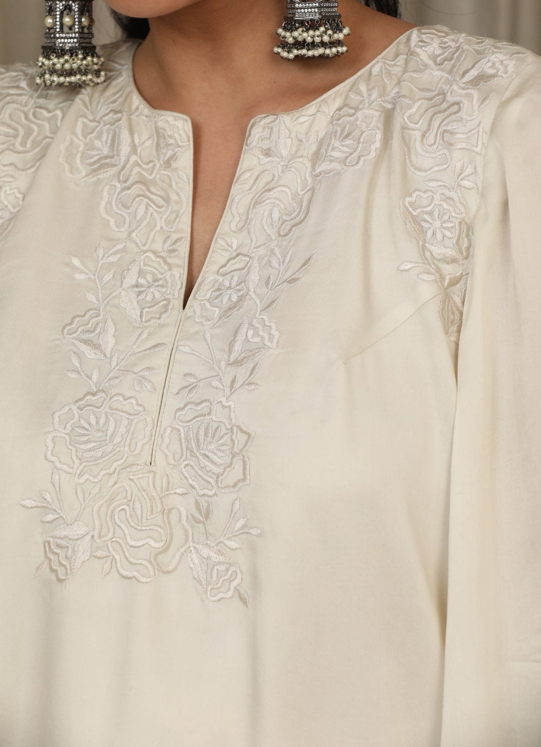 White Embroidered Satin Kurta Salwar Set Esha Koul - Fabilicious Fashion