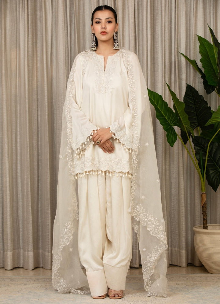 White Embroidered Satin Kurta Salwar Set Esha Koul - Fabilicious Fashion