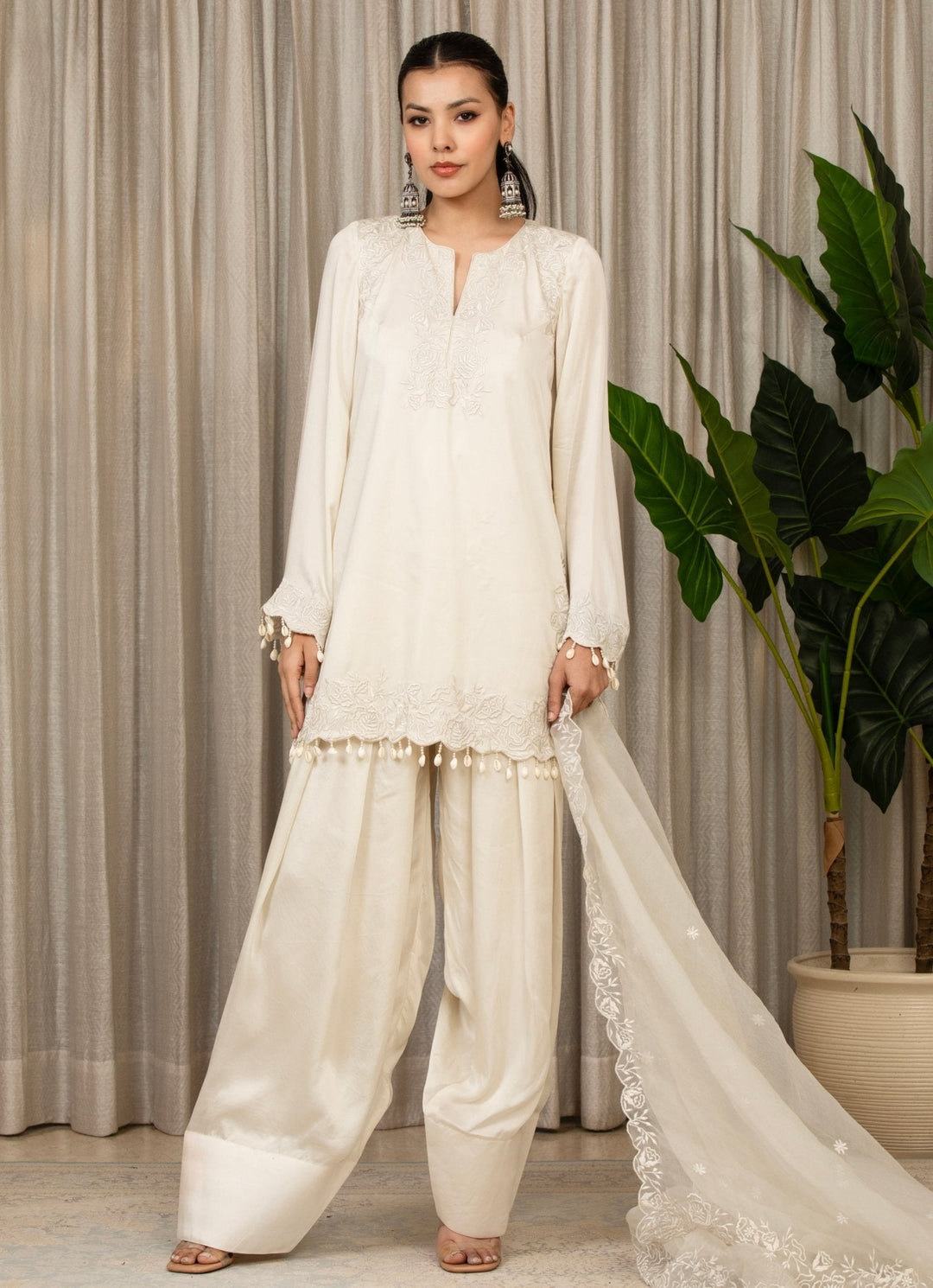 White Embroidered Satin Kurta Salwar Set Esha Koul - Fabilicious Fashion