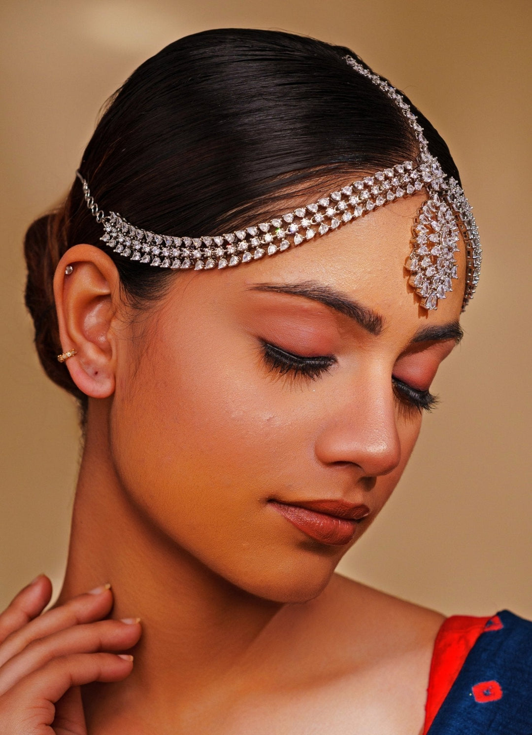 White Finish Diamond Cut Bridal Mathapatti Zevar by Geeta - Fabilicious Fashion