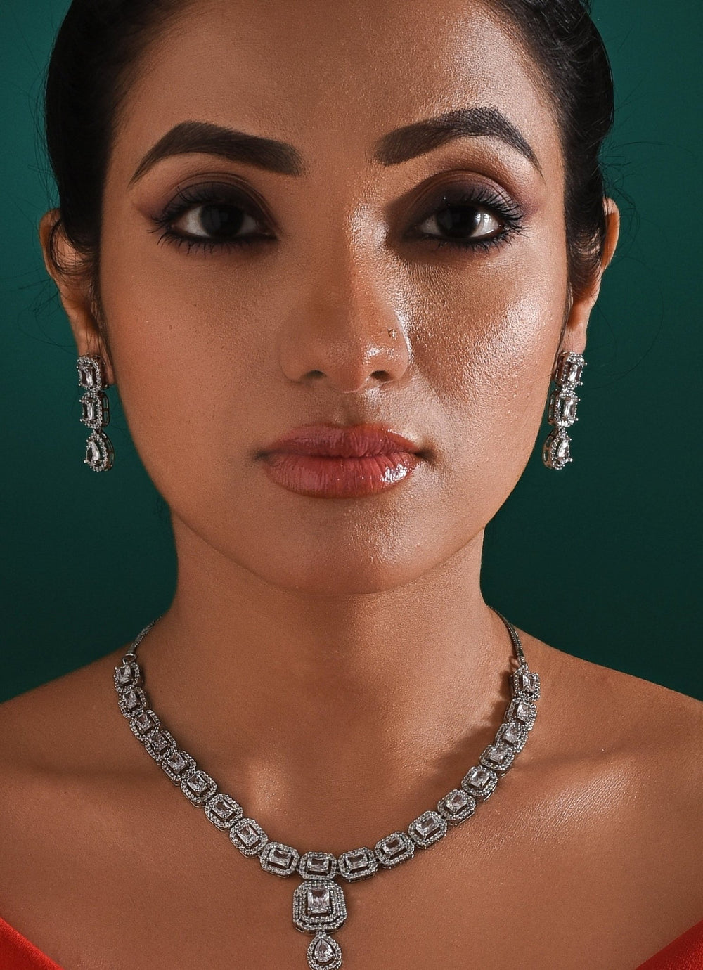 White Gold Plated Zircon Necklace Set Zaza By Somya - Fabilicious Fashion