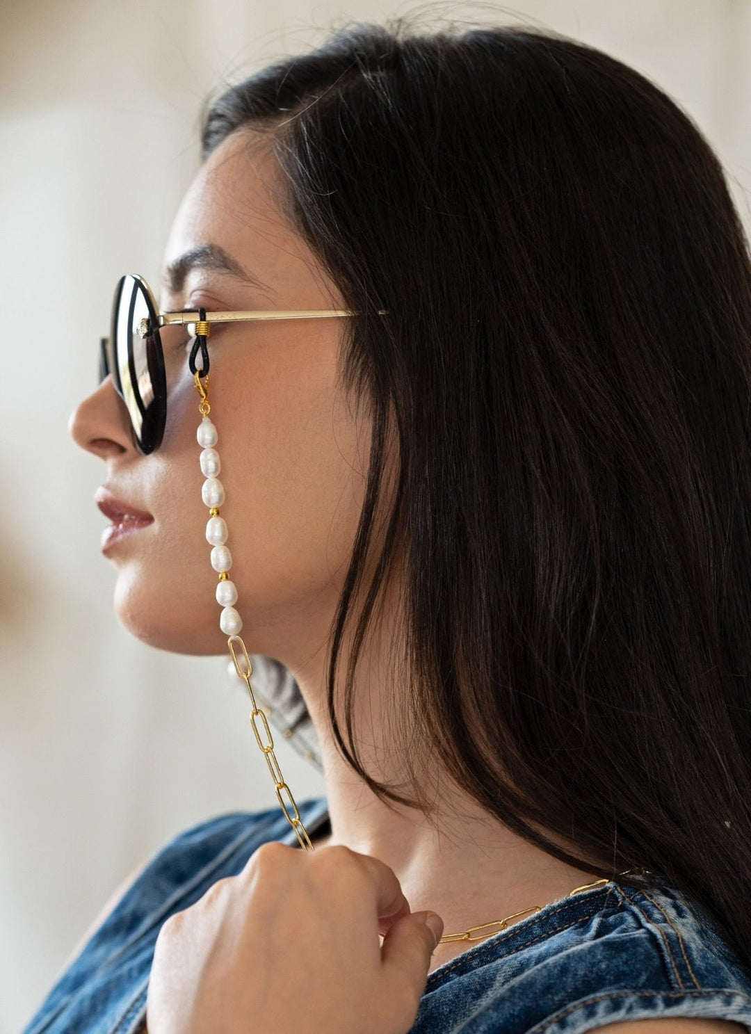 Do Taara White Pearl Eyewear SlingFabilicious Fashion