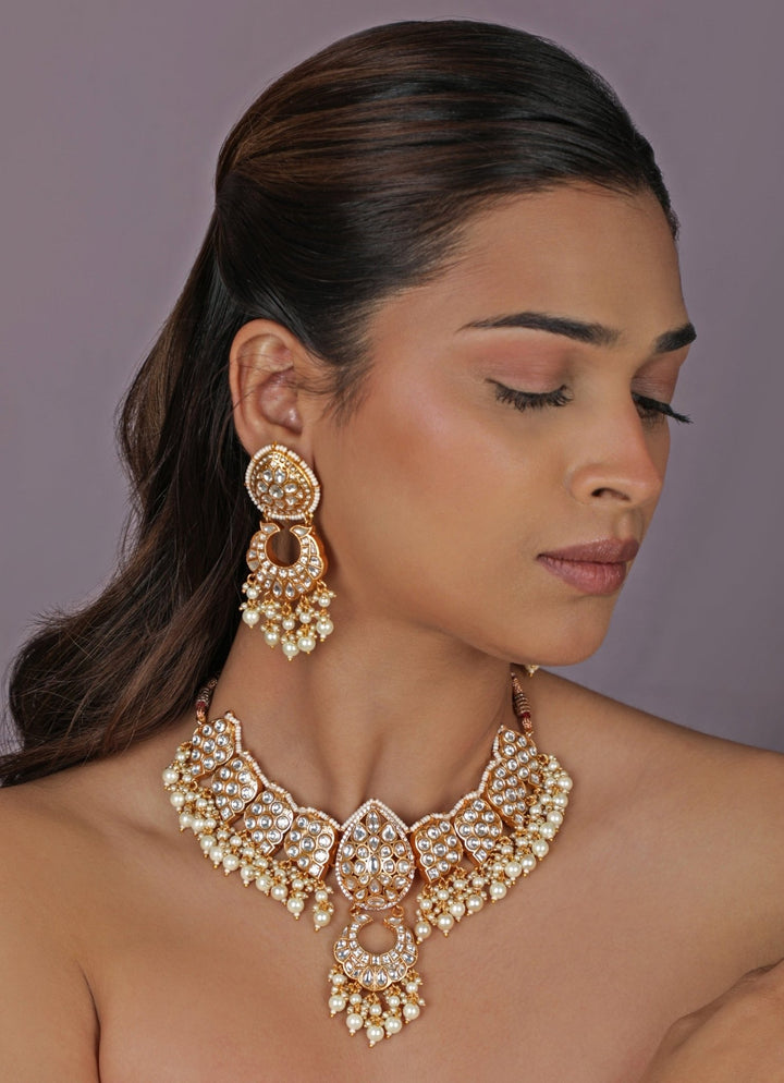 White Pearl Matte Gold Necklace Set Riana Jewellery - Fabilicious Fashion
