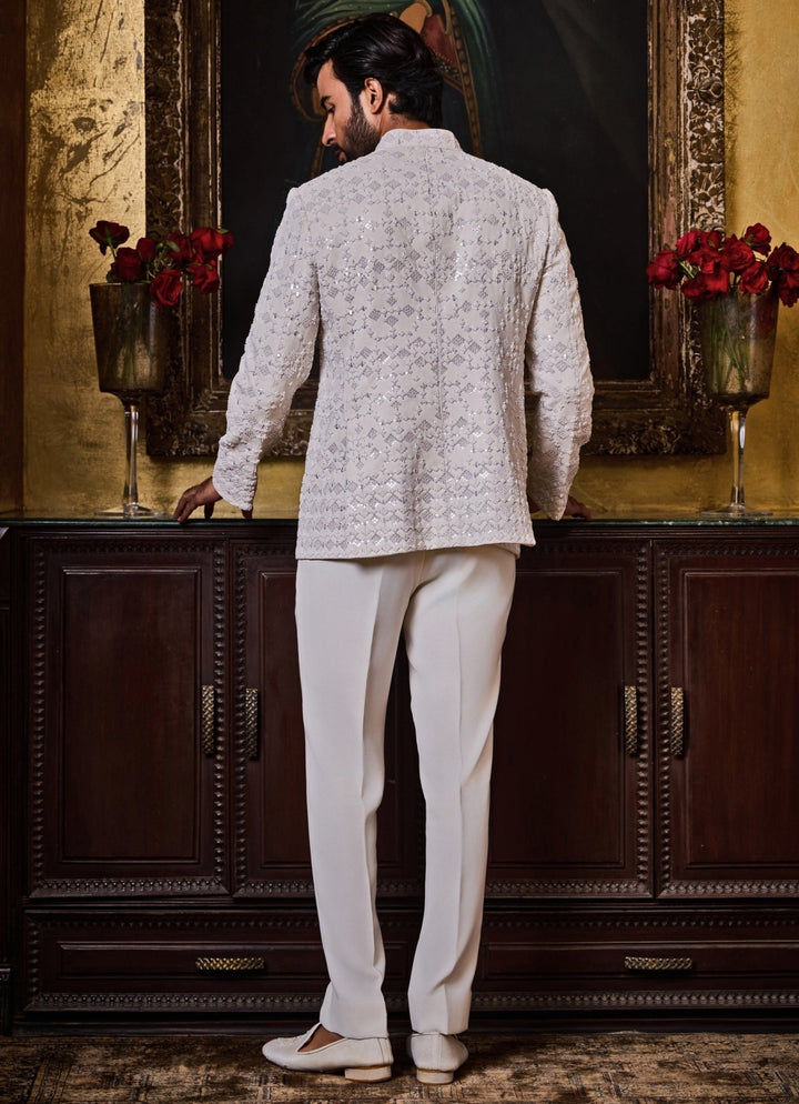 Nitika Gujral - Men White Suiting Jodhpuri SetFabilicious Fashion