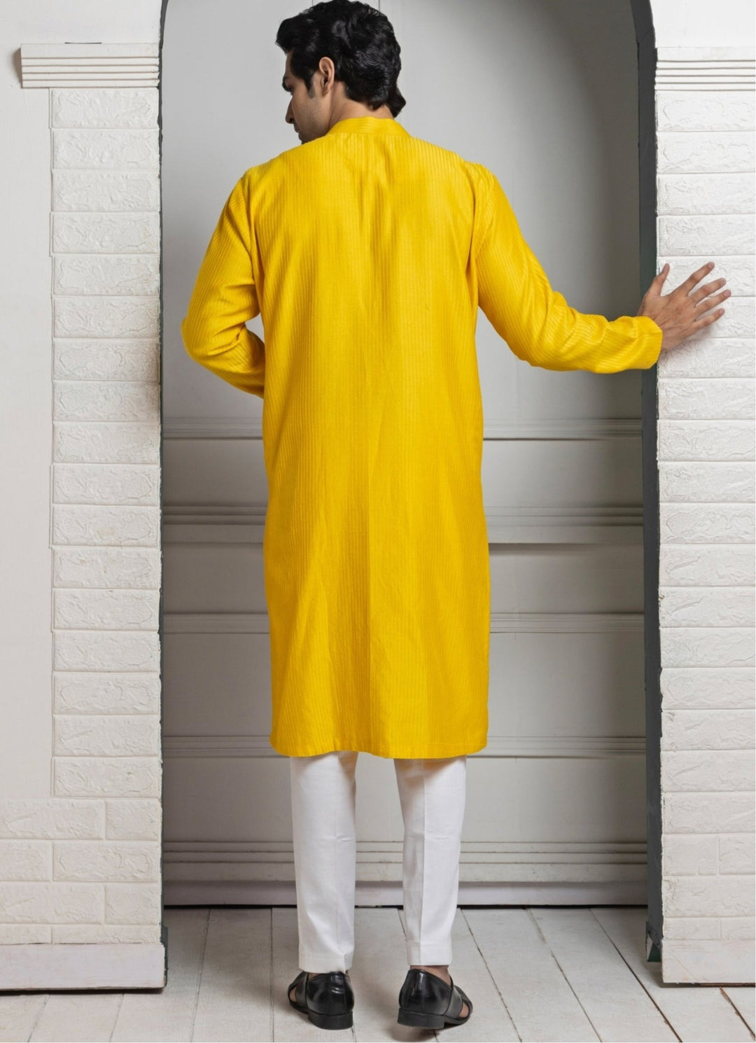 Yellow Chanderi Embroidered Kurta Pant Set Smriti - Fabilicious Fashion