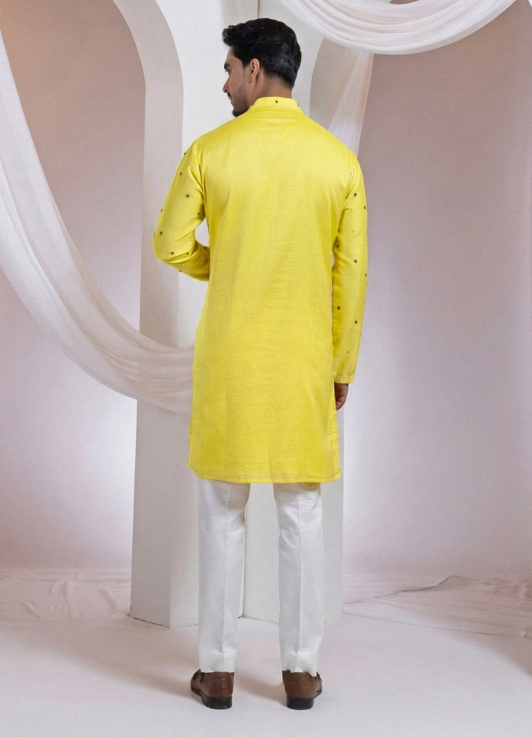 Smriti - Men Yellow Chanderi Silk Kurta SetFabilicious Fashion