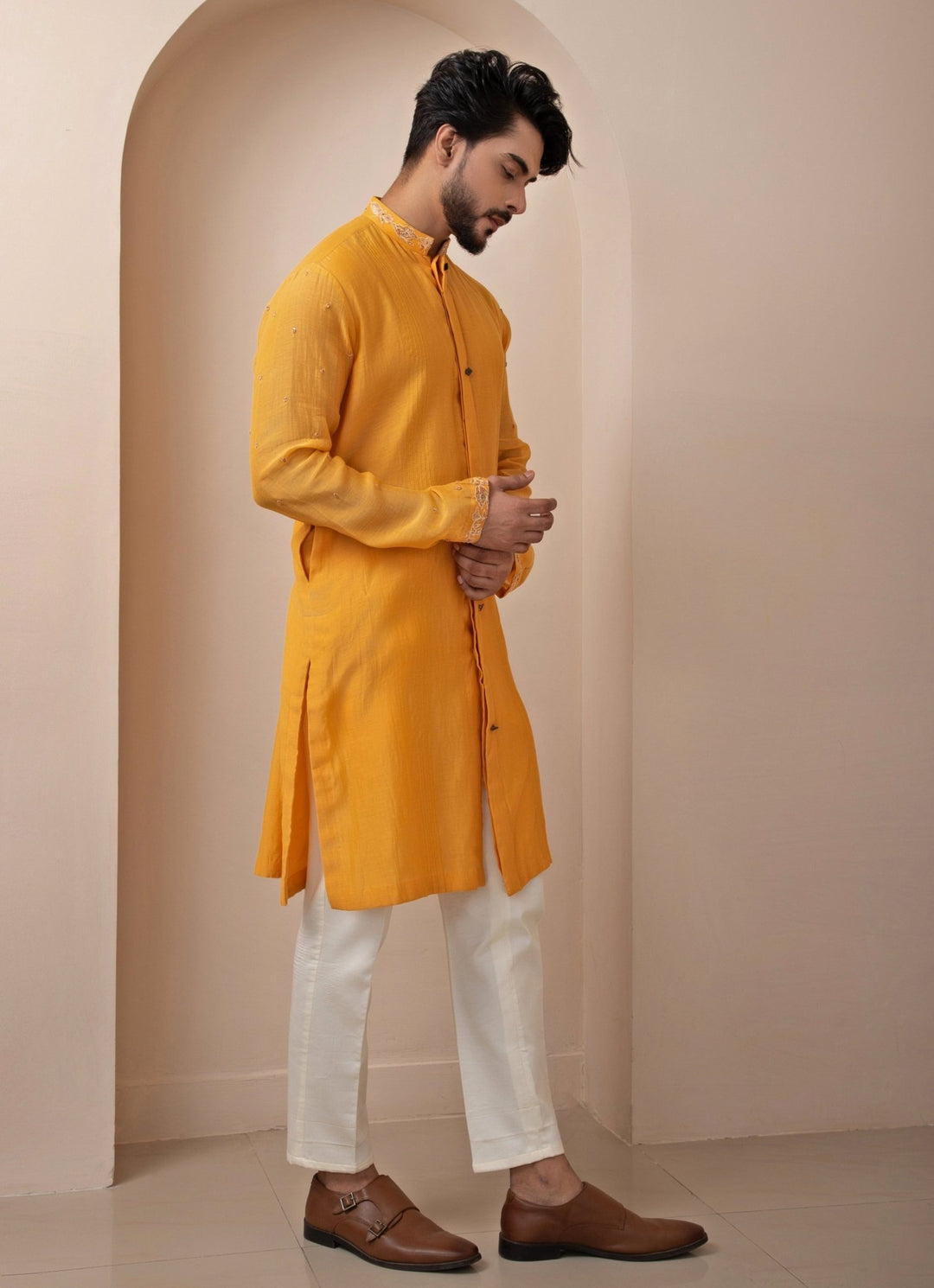 Yellow Embroidered Chanderi Kurta Pant Set Smriti - Fabilicious Fashion