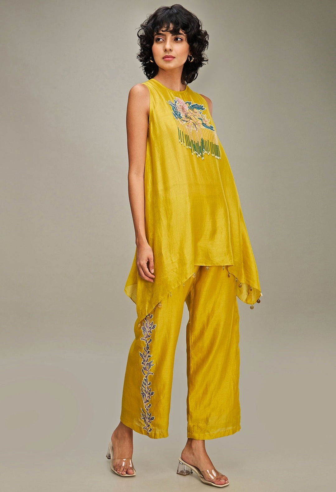 Yellow Floral Applique And Embroidered Chanderi Kurta And Pant Set Soup By Sougat Paul - Fabilicious Fashion
