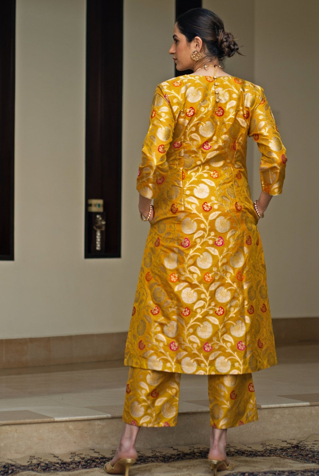 Yellow Handwoven Floral Silk Kurta Pant Set Sobariko - Fabilicious Fashion
