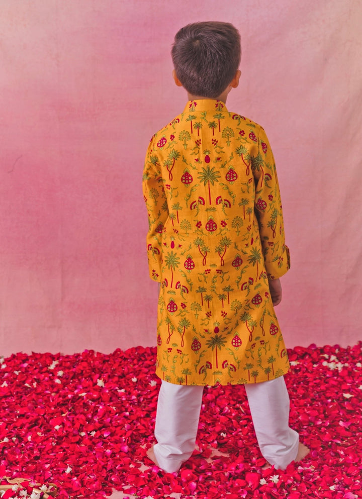 Yellow Printed Chanderi Kurta Set Chotibuti - Fabilicious Fashion