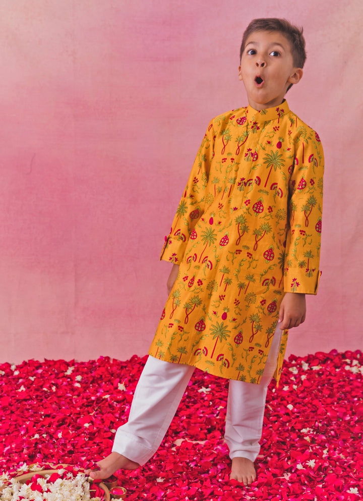 Yellow Printed Chanderi Kurta Set Chotibuti - Fabilicious Fashion