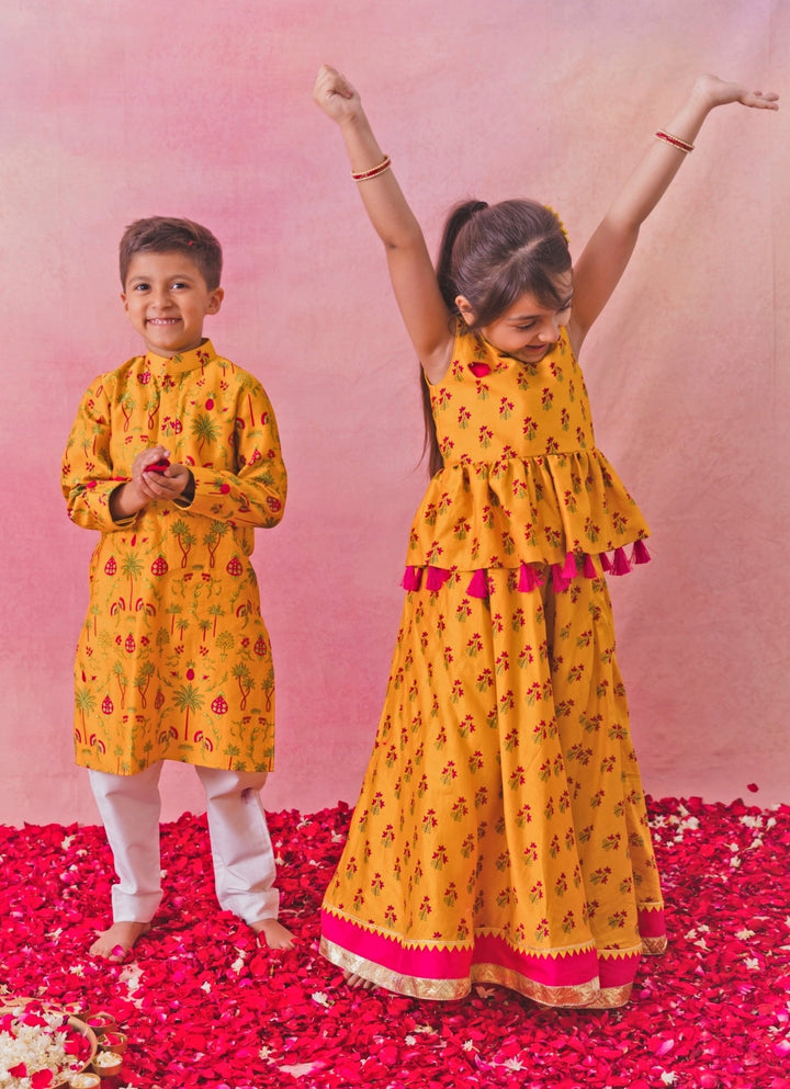 Yellow Printed Chanderi Kurta Set Chotibuti - Fabilicious Fashion