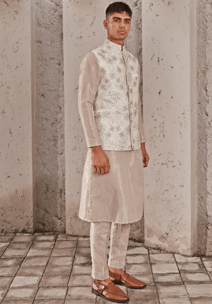Beige Gold Embroidered Bandi Nidhika Shekhar - Men - Fabilicious Fashion
