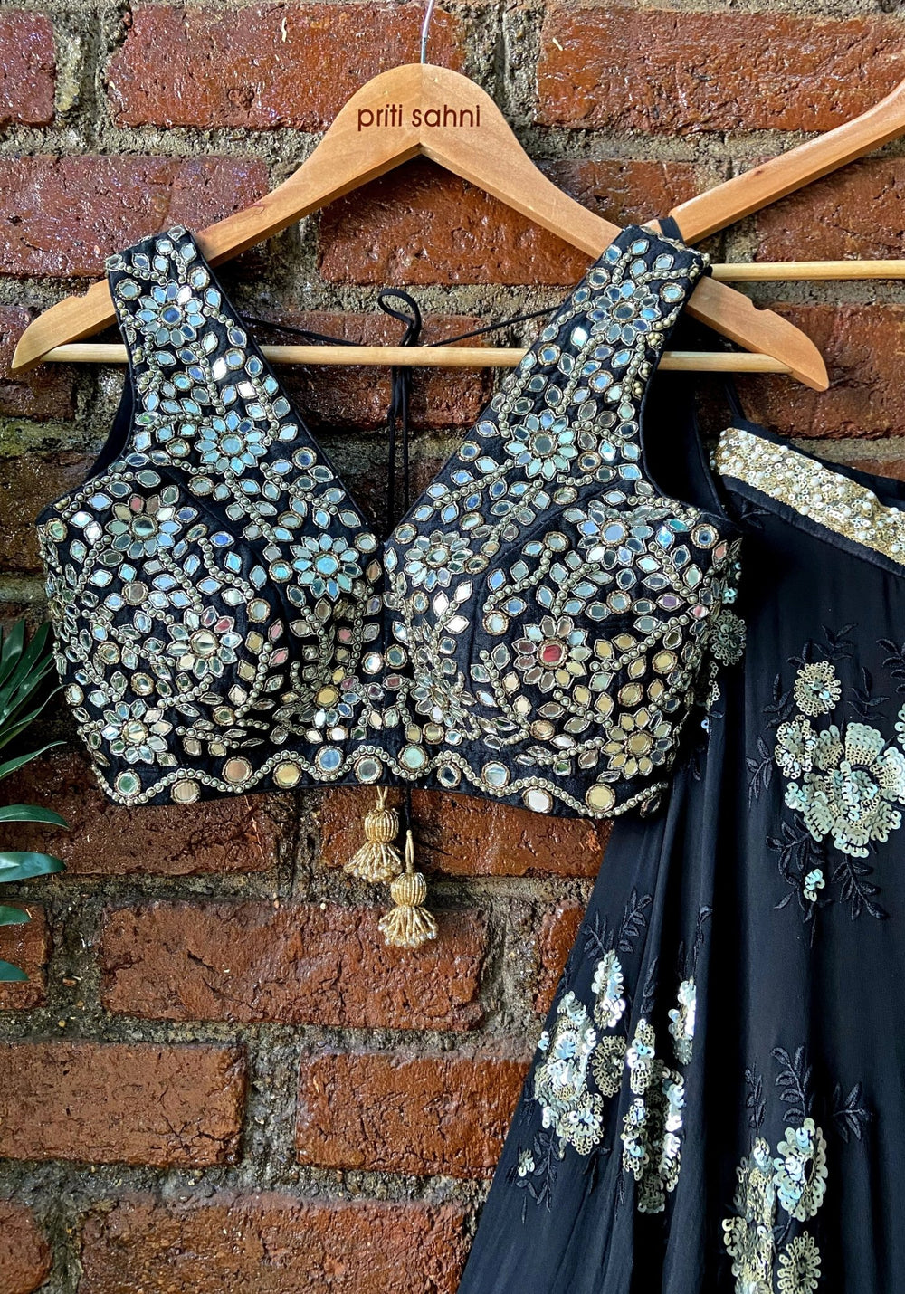 Black And Gold Mirrorwork Embroidered Lehenga Priti Sahni - Fabilicious Fashion