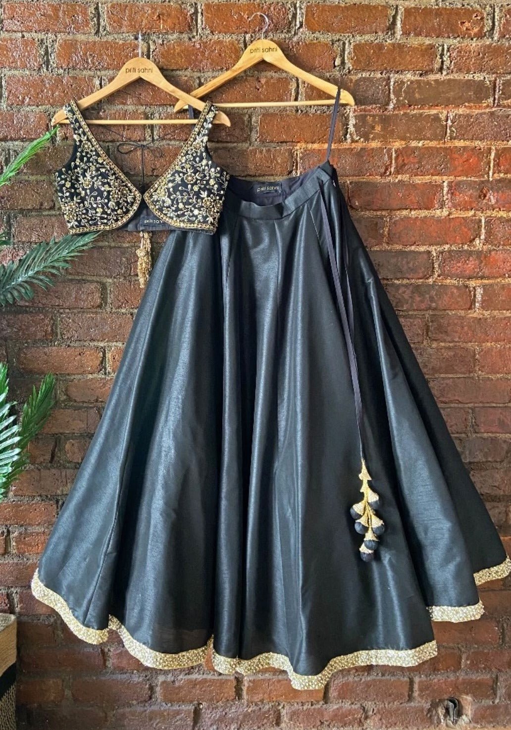 Black And Gold Zardosi Embroidered Lehenga Priti Sahni - Fabilicious Fashion