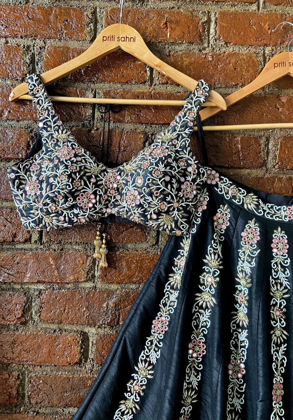 Black Floral Embroidered Lehenga Priti Sahni - Fabilicious Fashion