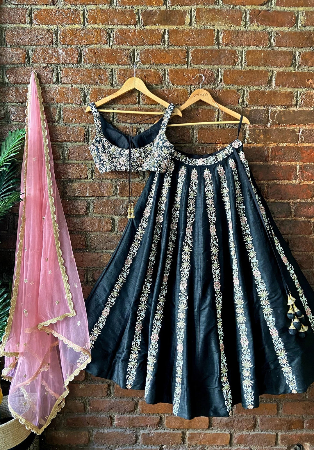 Black Floral Embroidered Lehenga Priti Sahni - Fabilicious Fashion