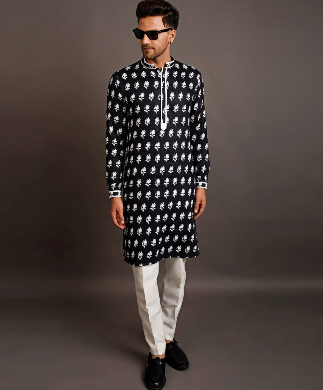 Black Kurta With White Floral Motif Chatenya Mittal - Fabilicious Fashion