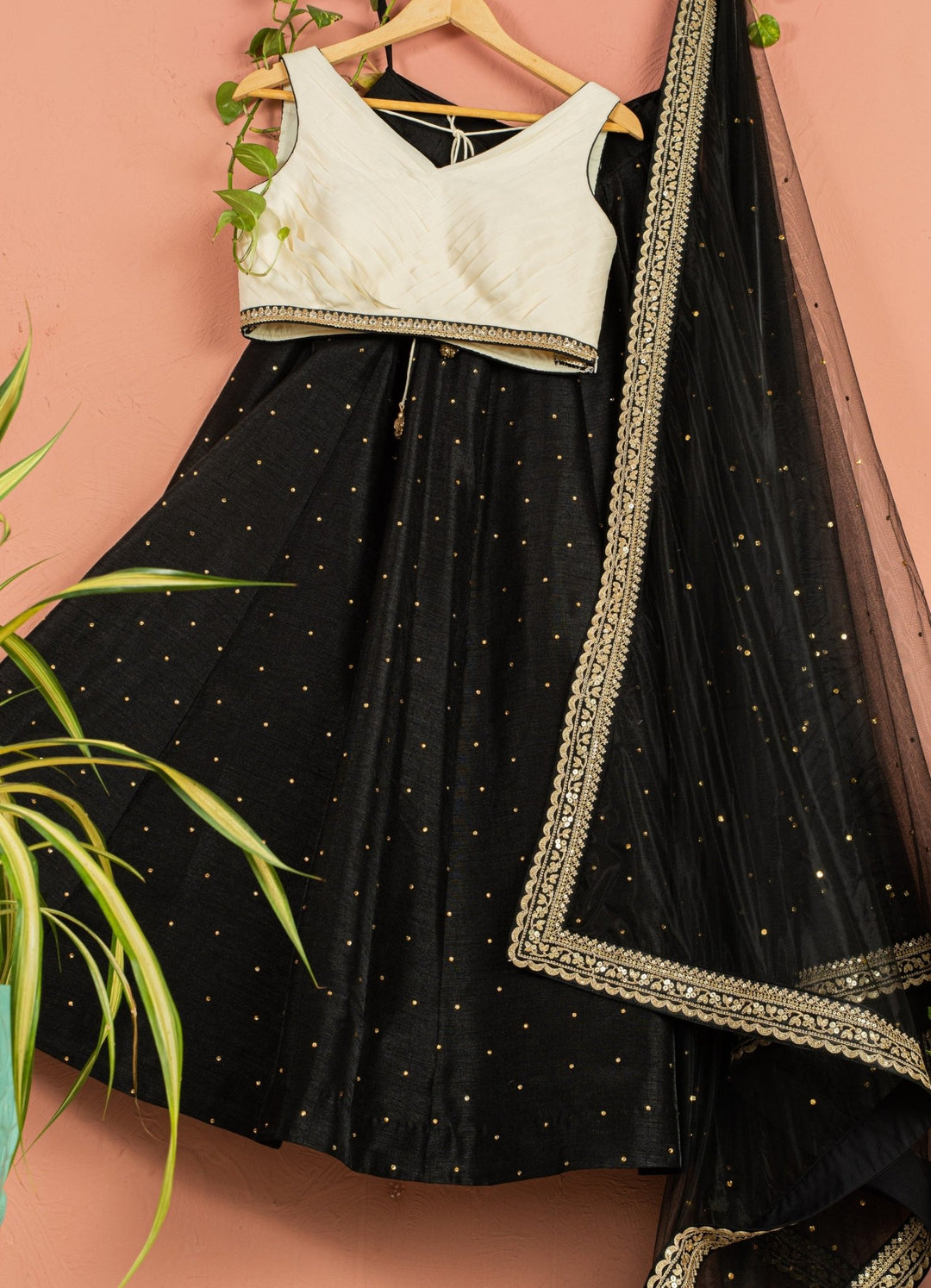 Closet gold pleated ivory skirt dress store