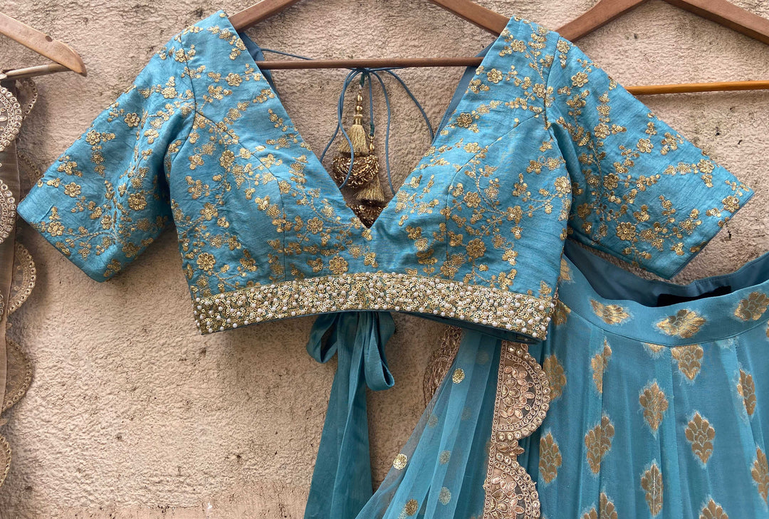 Blue Zari Blouse Lehenga Set Priti Sahni - Fabilicious Fashion