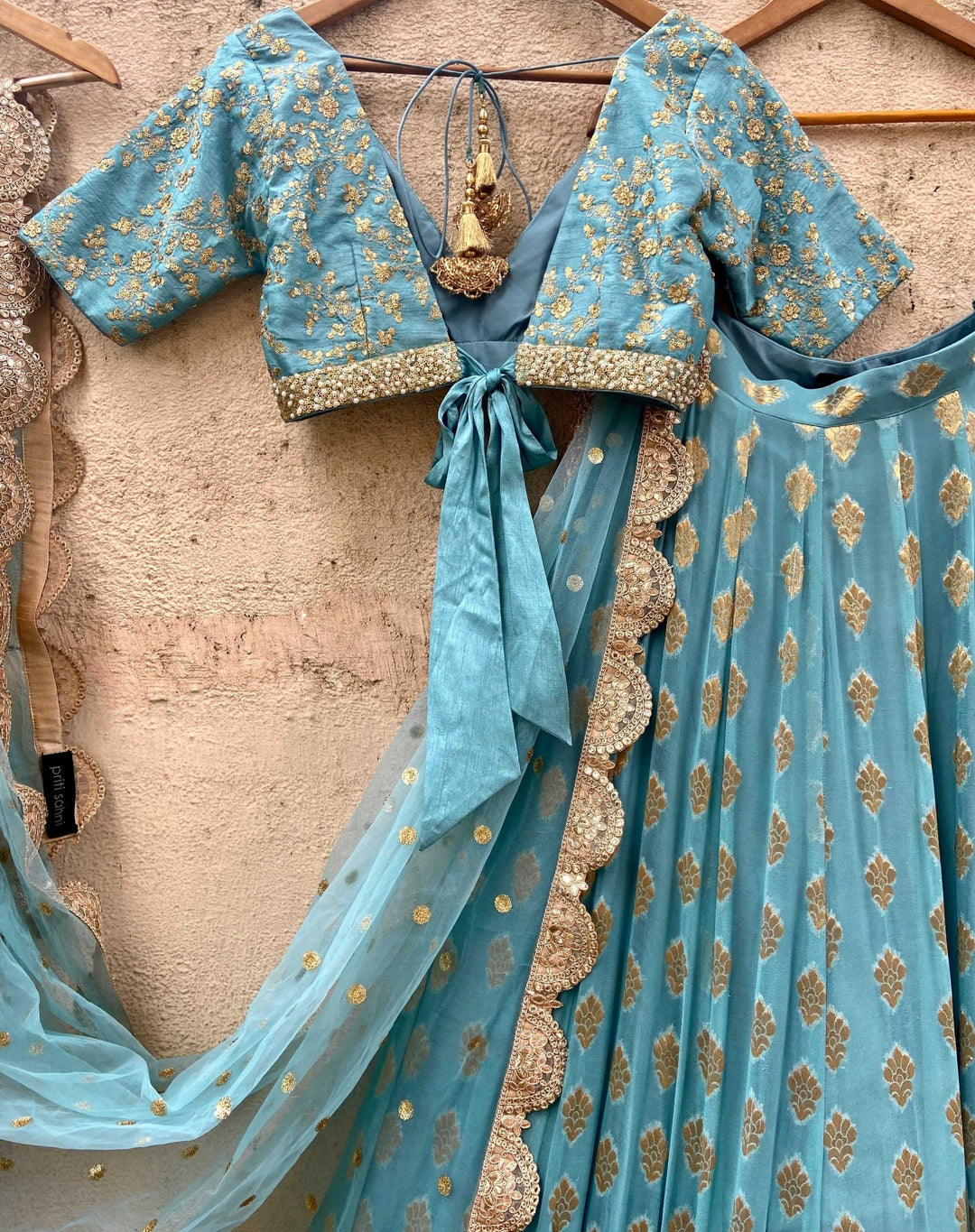 Blue Zari Blouse Lehenga Set Priti Sahni - Fabilicious Fashion
