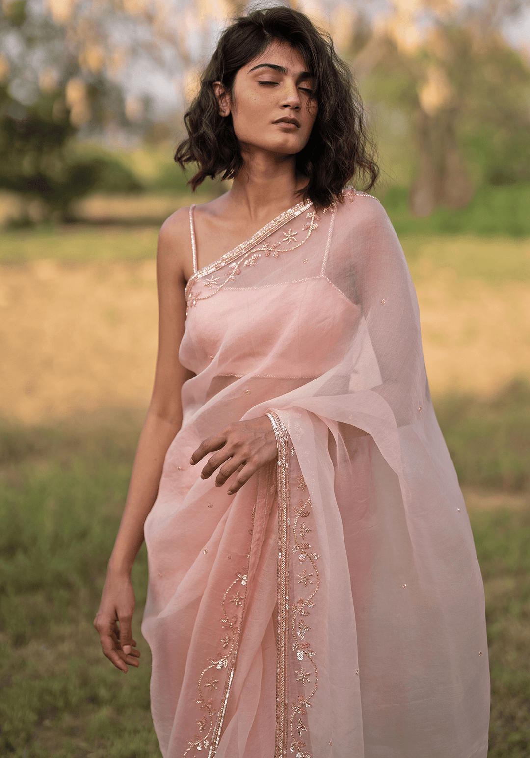 Blush Pink Embroidered Saree Set Zoon Tribe - Fabilicious Fashion