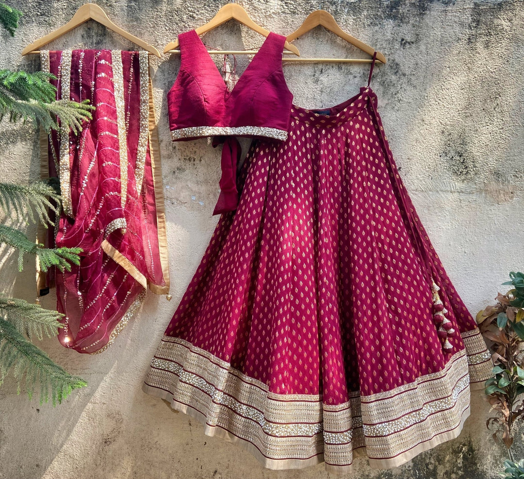 Burgundy Lehenga Set With Embellished Dupatta Priti Sahni - Fabilicious Fashion