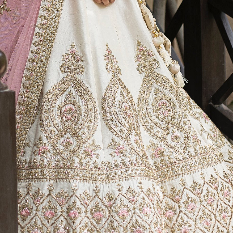 Chaand Ivory and Gold Raw Silk Double Dupatta Lehenga Set Angad Singh - Fabilicious Fashion