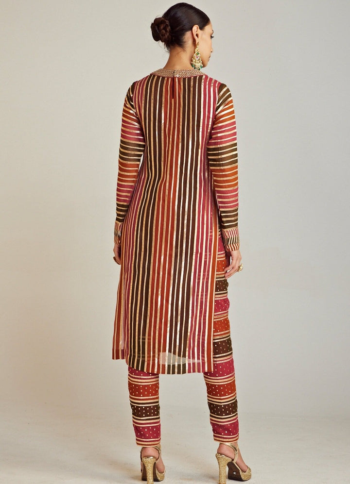 Charcoal Grey and Red Straight Kurta Pant Set With Red Dupatta Vvani By Vani Vats - Fabilicious Fashion