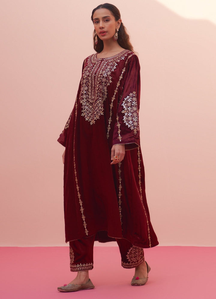Deep Crimson and Royal Blue Velvet Kurta Set Angad Singh - Fabilicious Fashion