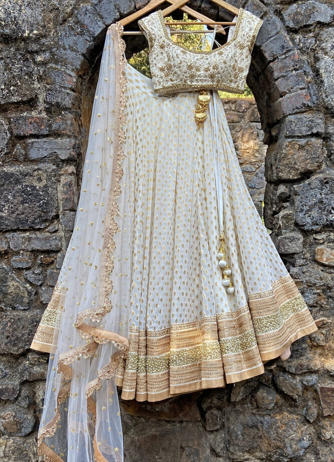 Ethereal Ivory Embroidered Lehenga Set Priti Sahni - Fabilicious Fashion
