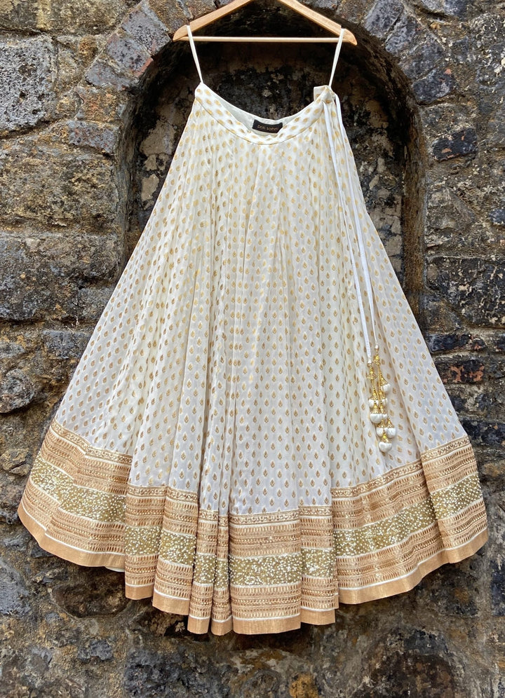 Ethereal Ivory Embroidered Lehenga Set Priti Sahni - Fabilicious Fashion