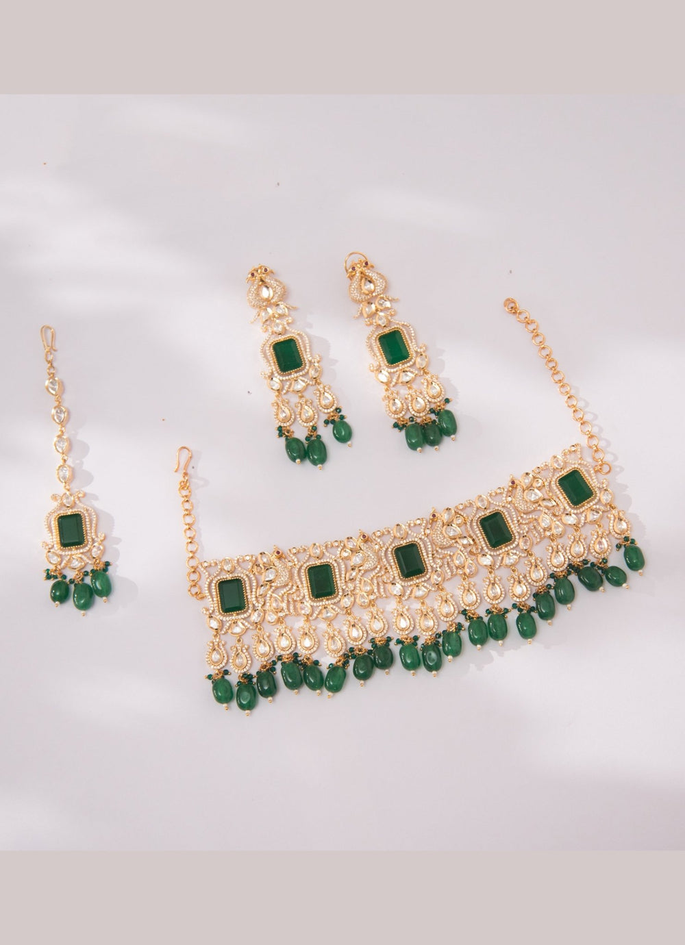 Gold Emerald Kundan Choker Set With Matching Earrings Zevar By Geeta - Fabilicious Fashion