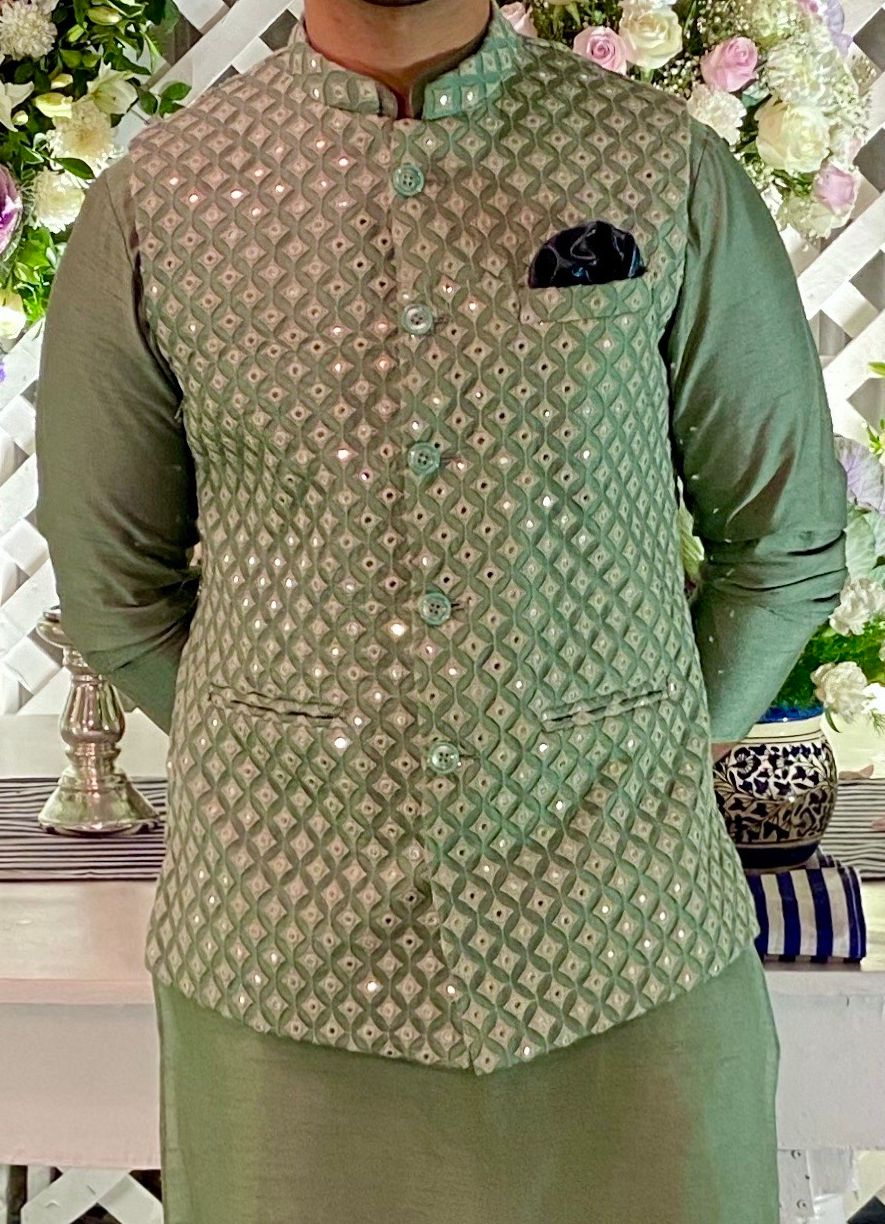Green Bandi Set Contrast By Parth - Fabilicious Fashion