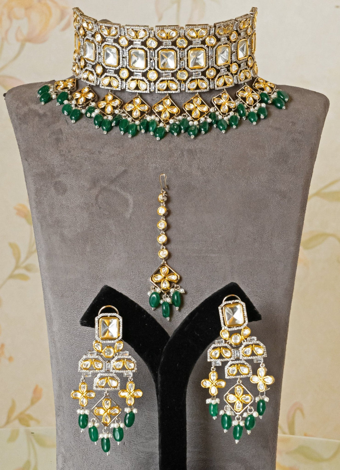 Green Pearl Choker and Earrring Kundan Polki Necklace Set Zevar by Geeta - Fabilicious Fashion