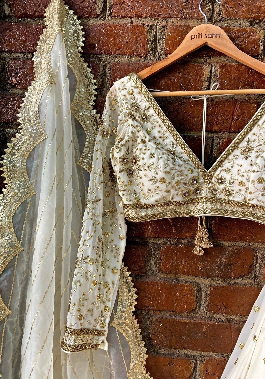 Ivory And Gold Georgette Lehenga Set Priti Sahni - Fabilicious Fashion