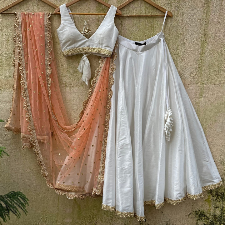 Ivory and peach Lehenga set Priti Sahni - Fabilicious Fashion