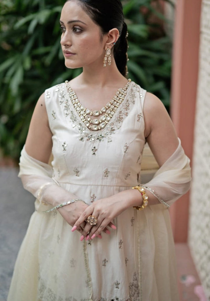 Ivory Kurta Lehenga Set Esha Koul - Fabilicious Fashion