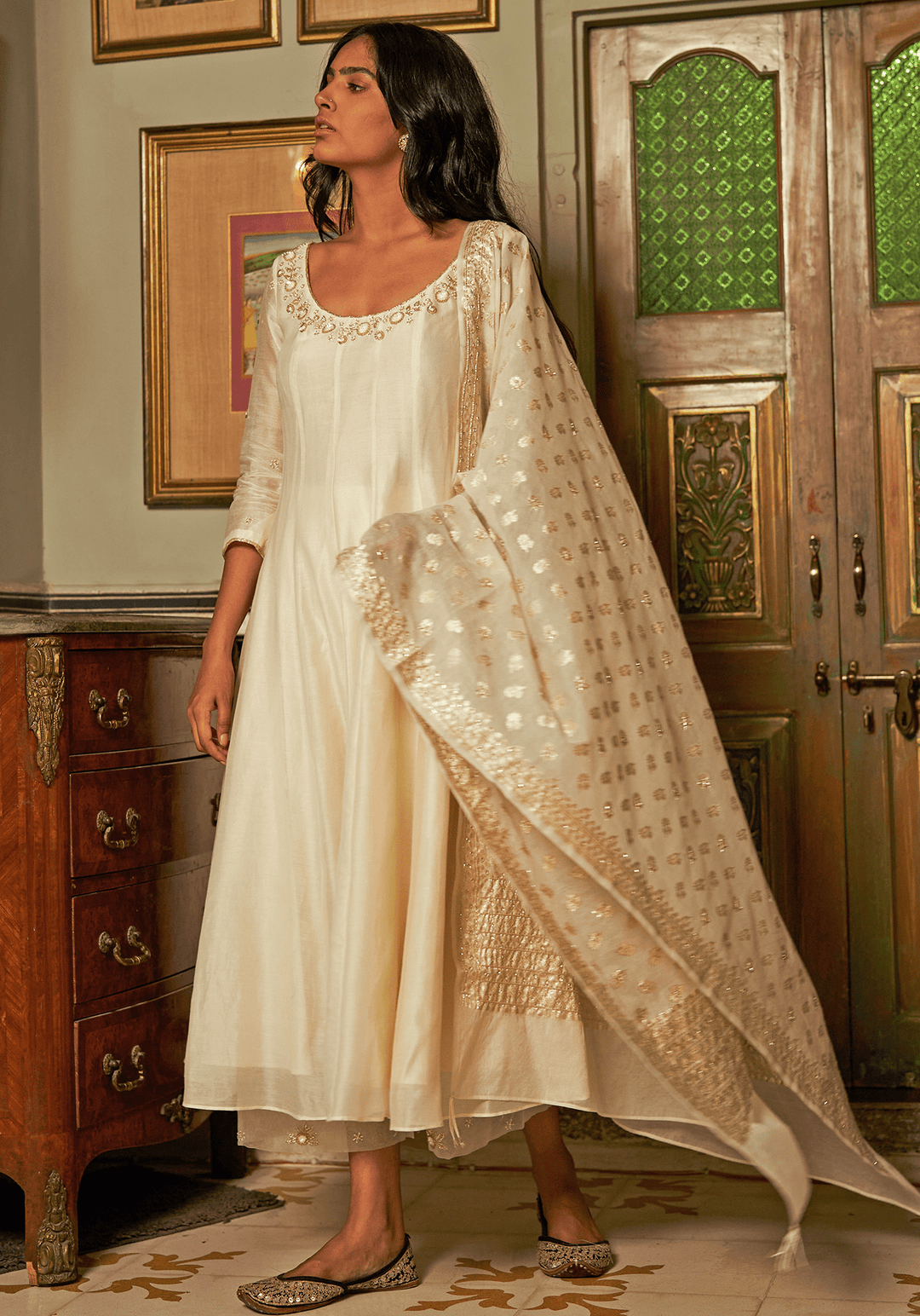 Ivory Kurta Set With Banarasi Dupatta Zoon Tribe - Fabilicious Fashion