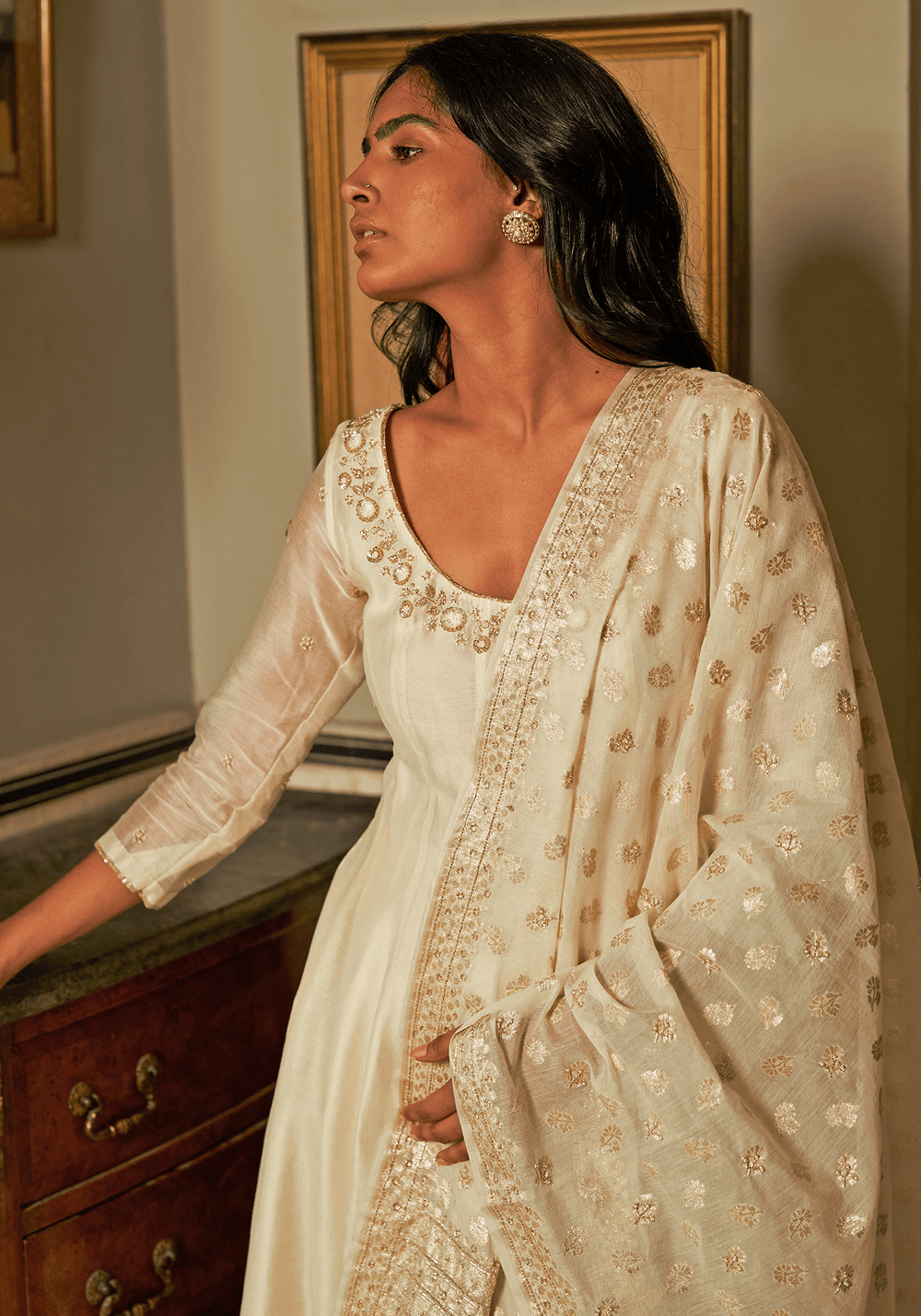 Ivory Kurta Set With Banarasi Dupatta Zoon Tribe - Fabilicious Fashion