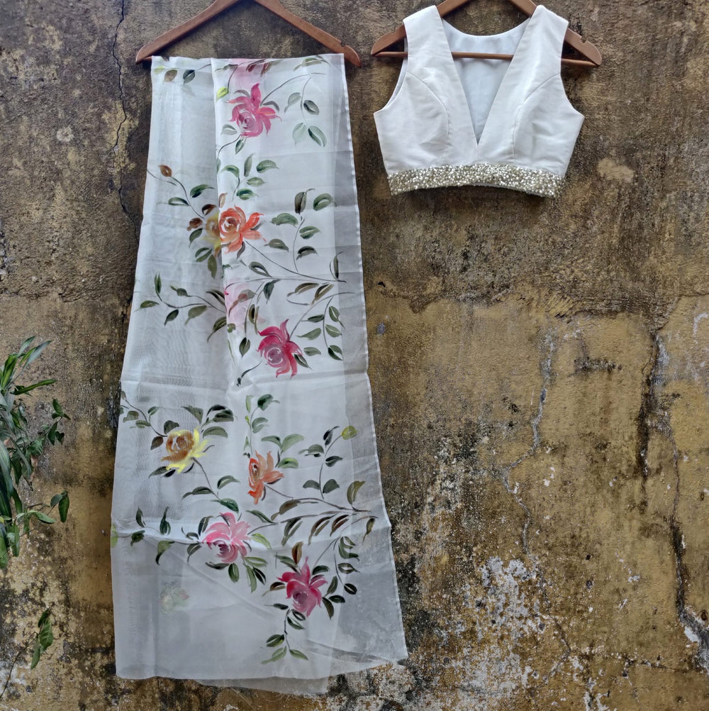Ivory lehenga With Hand Painted Dupatta Priti Sahni - Fabilicious Fashion